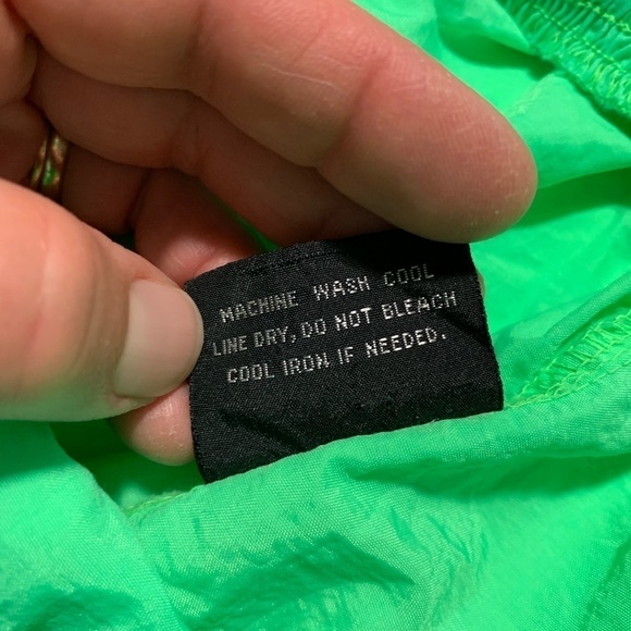 Vtg Sportego Womens Neon Green Shorts size Medium - Picture 3 of 6